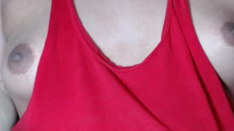 Snapshot of selda_ chatting on 03/10/25, 10:04 Selda online show from 03/10/25, 10:04