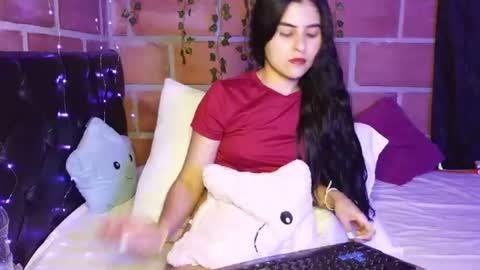 seleena_01 online show from 07/15/26, 11:21