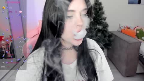Snapshot of selena___cute chatting on 01/07/25, 08:03 Selena online show from 01/07/25, 08:03