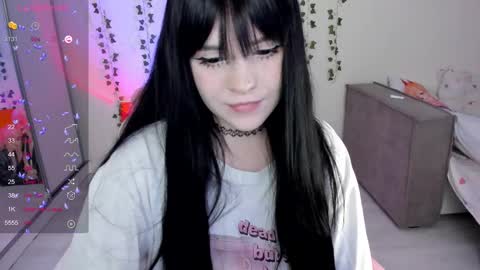 Snapshot of selena___cute chatting on 03/04/25, 05:11 Selena online show from 03/04/25, 05:11
