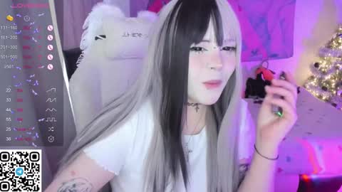 Snapshot of selena___cute chatting on 01/06/26, 07:56 Selena online show from 01/06/26, 07:56