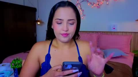 Snapshot of selena__noir chatting on 06/10/26, 07:02 Call me S E L E N A online show from 06/10/26, 07:02