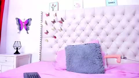 Snapshot of selena_beautyy chatting on 01/16/26, 07:29 selena_beautyy online show from 01/16/26, 07:29