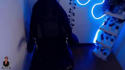 Snapshot of selena_ferreira chatting on 05/19/26, 11:27 Selena online show from 05/19/26, 11:27