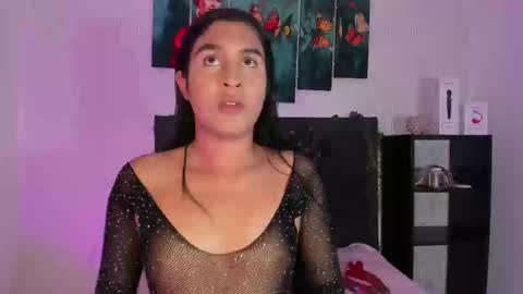 selena_fox7 online show from 09/22/25, 04:25