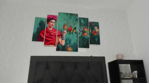 selena_fox7 online show from 10/13/25, 03:28