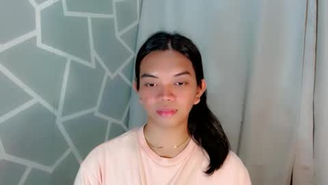 Selena online show from 04/28/26, 02:27