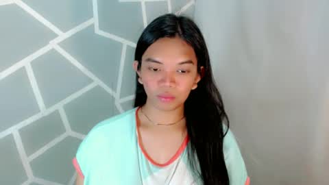 Selena online show from 06/20/26, 01:52