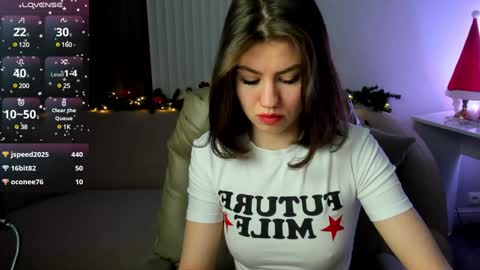 Selena online show from 01/09/25, 03:58