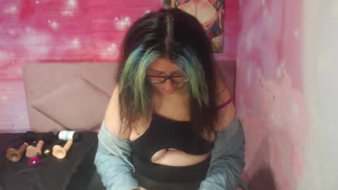 Selena Priscilla Blair Montenegro online show from 01/16/25, 05:32