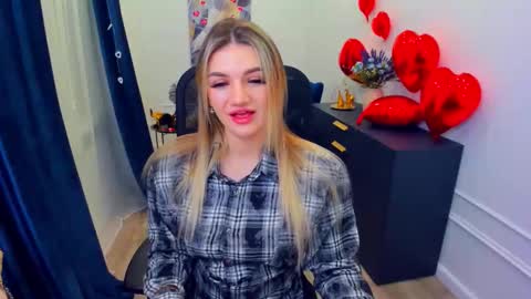 selenaemoore online show from 02/13/26, 05:03