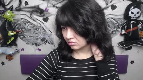 Snapshot of selenafly chatting on 10/24/25, 05:48 SelenaFly online show from 10/24/25, 05:48