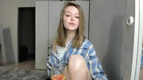selenagentle online show from 05/14/26, 01:40