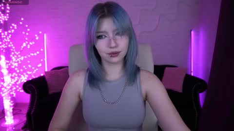 Snapshot of selenairis chatting on 03/18/26, 12:47 selenairis online show from 03/18/26, 12:47
