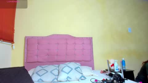 Selena online show from 02/24/25, 11:41