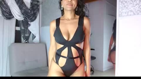 Snapshot of selene_bubble chatting on 02/08/26, 02:26 Selene online show from 02/08/26, 02:26