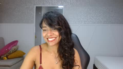 Snapshot of selene_bubble chatting on 03/02/26, 01:07 Selene online show from 03/02/26, 01:07