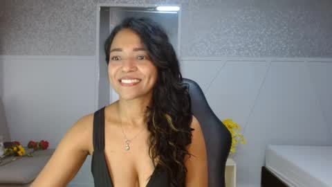 Snapshot of selene_bubble chatting on 03/11/26, 02:56 Selene online show from 03/11/26, 02:56