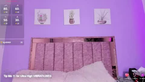 selene_cute05 online show from 05/15/26, 11:01