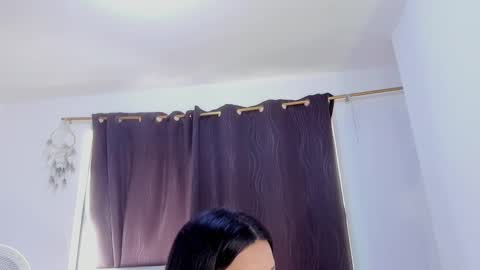 Alejandra  online show from 09/17/25, 12:51