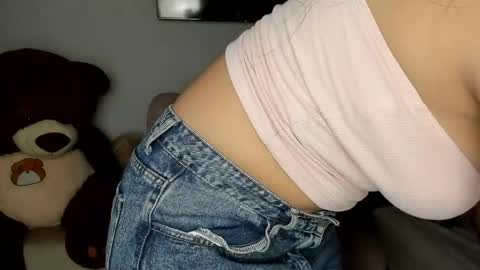 Alejandra  online show from 06/07/26, 12:09