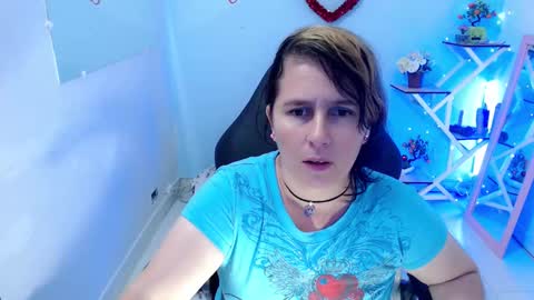 Snapshot of selene_mom chatting on 02/04/26, 03:51 selene online show from 02/04/26, 03:51