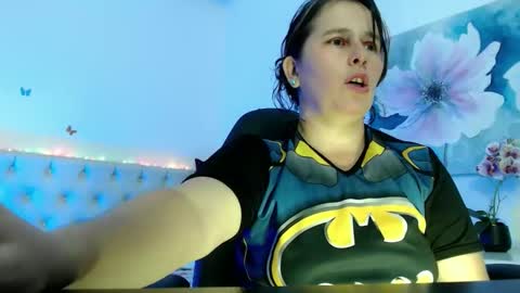Snapshot of selene_mom chatting on 04/14/26, 02:23 selene online show from 04/14/26, 02:23