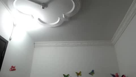 Snapshot of selene_mom chatting on 05/04/26, 06:48 selene online show from 05/04/26, 06:48