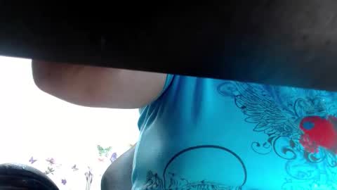Snapshot of selene_mom chatting on 06/05/26, 05:40 selene online show from 06/05/26, 05:40