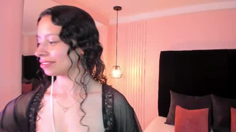 Snapshot of selene_rousse chatting on 10/08/25, 03:15 Selene Rousse  online show from 10/08/25, 03:15