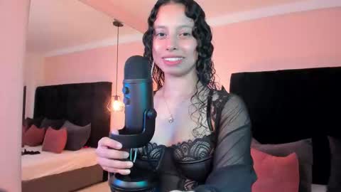 Snapshot of selene_rousse chatting on 10/10/25, 03:16 Selene Rousse  online show from 10/10/25, 03:16