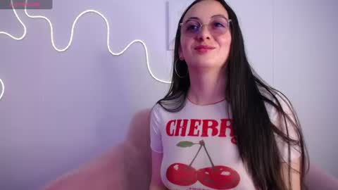 selene_swee online show from 07/09/26, 06:56