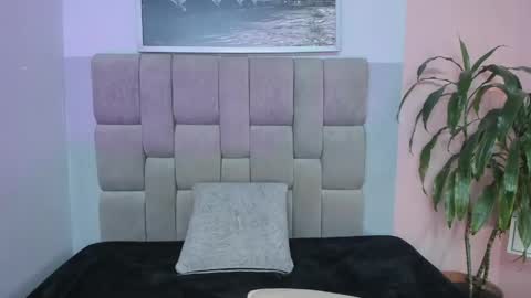 Snapshot of selene_tylor_ chatting on 04/16/26, 09:50 Selene online show from 04/16/26, 09:50