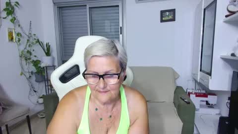 Selenna online show from 06/04/26, 05:30