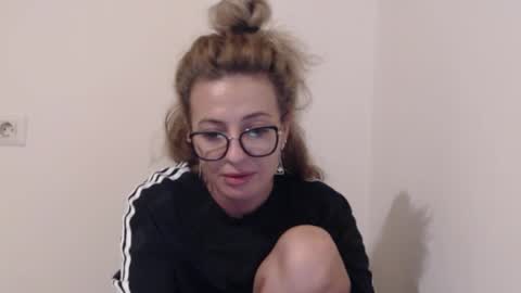 Selenna online show from 10/09/25, 08:51