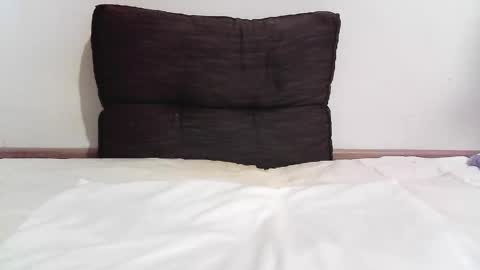 Snapshot of selenna_foxx chatting on 05/07/26, 07:41 selenna_foxx online show from 05/07/26, 07:41