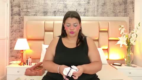 Snapshot of selennacooper chatting on 12/02/25, 11:48 Selenna Cooper online show from 12/02/25, 11:48