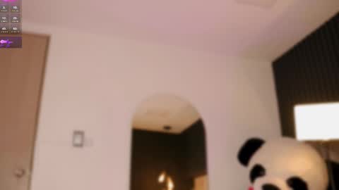 Selenne online show from 10/18/25, 12:35