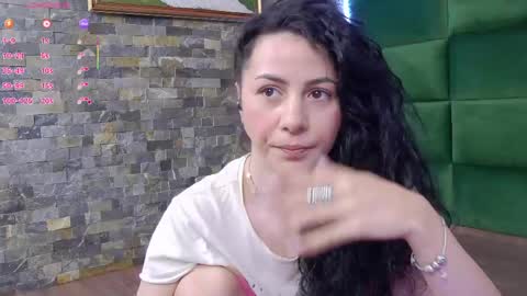 Snapshot of selensummer chatting on 05/03/26, 04:07 Selen online show from 05/03/26, 04:07