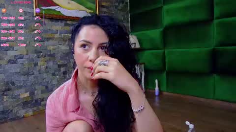 Snapshot of selensummer chatting on 06/13/26, 03:59 Selen online show from 06/13/26, 03:59