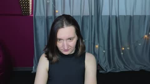 Snapshot of selestiasonata chatting on 04/19/26, 01:38 selestiasonata online show from 04/19/26, 01:38