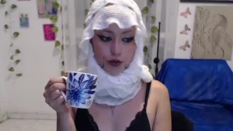 Snapshot of seley222 chatting on 06/10/26, 01:06 Ask me online show from 06/10/26, 01:06
