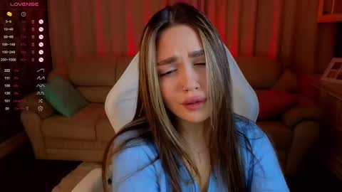 Snapshot of selfish_ashley chatting on 02/25/25, 01:50 Eve online show from 02/25/25, 01:50