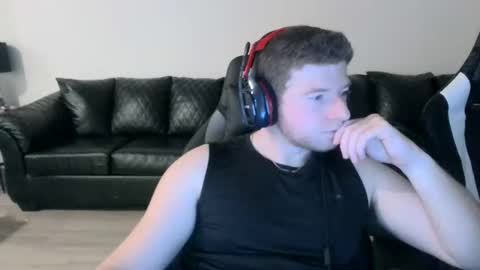 Snapshot of selfmademax579471 chatting on 03/11/25, 03:05 selfmademax579471 online show from 03/11/25, 03:05