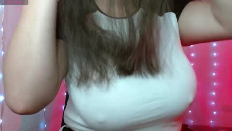 Snapshot of selikayle chatting on 04/30/26, 01:23 Selen online show from 04/30/26, 01:23