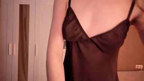 Snapshot of selina__moon chatting on 05/23/26, 02:28 Selina online show from 05/23/26, 02:28