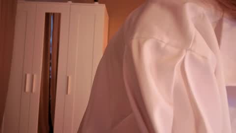 Snapshot of selina__moon chatting on 05/28/26, 02:20 Selina online show from 05/28/26, 02:20