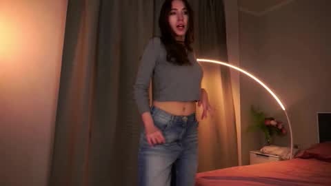 Snapshot of selinadiercks chatting on 12/13/25, 07:53 Elizabeth online show from 12/13/25, 07:53