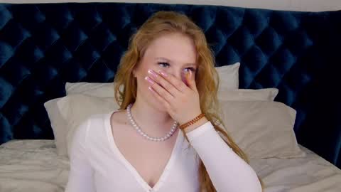 SelinSwarovski online show from 01/18/25, 03:09