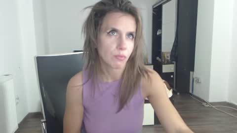 sellena_angels online show from 01/15/25, 06:40